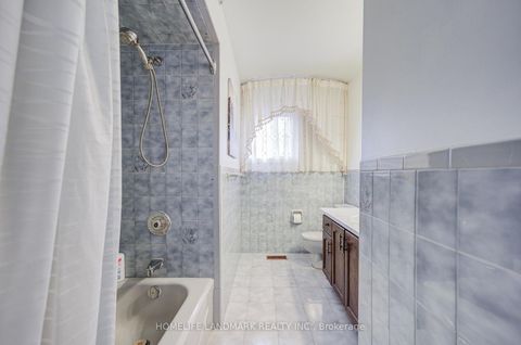 Photo 31 at 48 Purcell Square, Steeles, Toronto