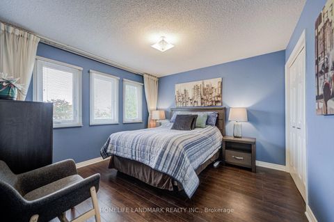 Photo 33 at 48 Purcell Square, Steeles, Toronto