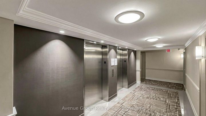 Photo 2 at 513 - 19 Barberry Place, Bayview Village, Toronto