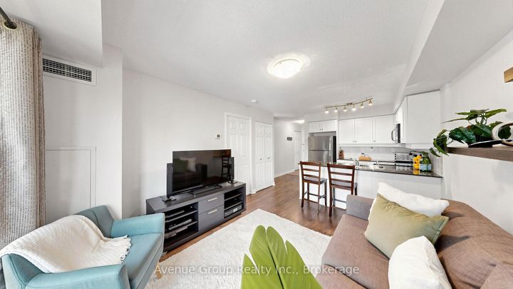 Photo 4 at 513 - 19 Barberry Place, Bayview Village, Toronto