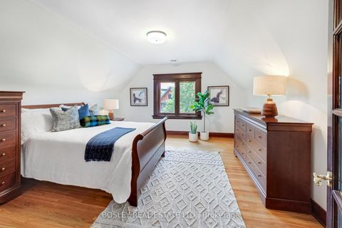Photo 38 at 161 Westminster Avenue, Swansea, Toronto