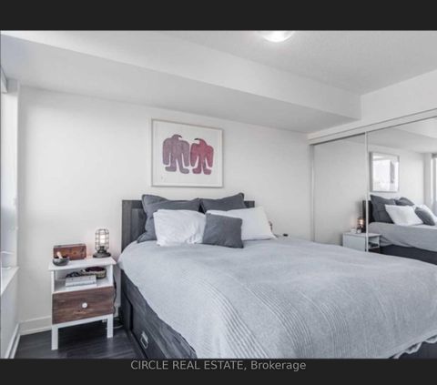 Photo 3 at 712-11 Superior Ave Avenue, Mimico, Toronto
