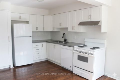 Photo 10 at 222 Broadway Avenue, Mount Pleasant East, Toronto