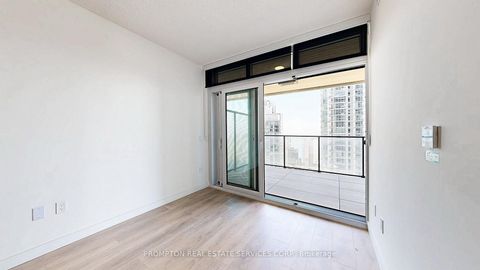 Photo 14 at 2207 - 1 CONCORD CITYPLACE Way, Waterfront Communities C1, Toronto