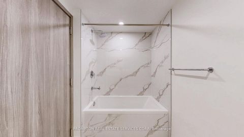 Photo 24 at 2207 - 1 CONCORD CITYPLACE Way, Waterfront Communities C1, Toronto