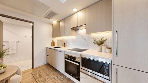 Photo 35 at 2207 - 1 CONCORD CITYPLACE Way, Waterfront Communities C1, Toronto
