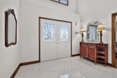Photo 3 at 96 Benjamin Drive, East Woodbridge, Vaughan