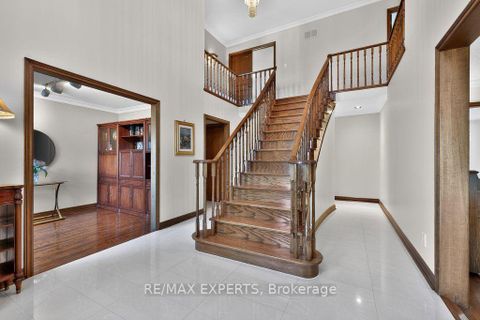 Photo 4 at 96 Benjamin Drive, East Woodbridge, Vaughan