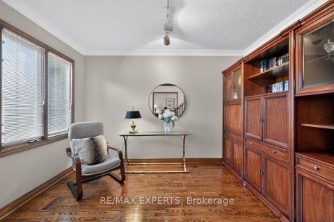 Photo 5 at 96 Benjamin Drive, East Woodbridge, Vaughan