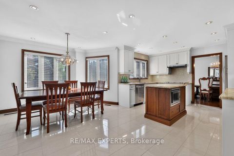Photo 9 at 96 Benjamin Drive, East Woodbridge, Vaughan