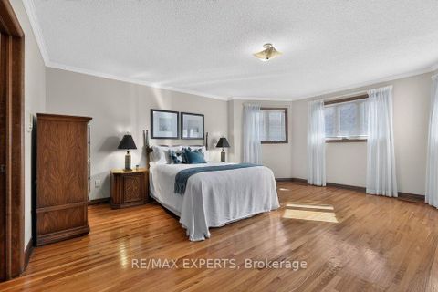 Photo 16 at 96 Benjamin Drive, East Woodbridge, Vaughan