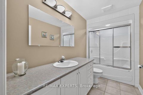 Photo 27 at 96 Benjamin Drive, East Woodbridge, Vaughan