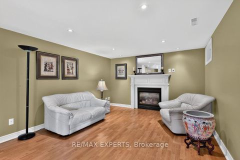 Photo 31 at 96 Benjamin Drive, East Woodbridge, Vaughan