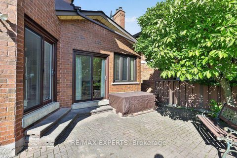 Photo 34 at 96 Benjamin Drive, East Woodbridge, Vaughan