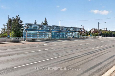 Photo 39 at 96 Benjamin Drive, East Woodbridge, Vaughan