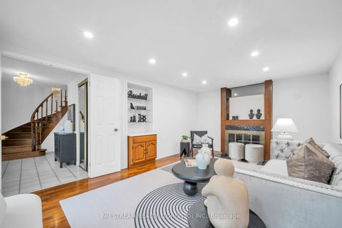 Photo 3 at 37 Wintermute Boulevard, Steeles, Toronto