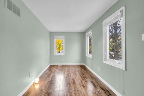 Photo 29 at 37 Wintermute Boulevard, Steeles, Toronto