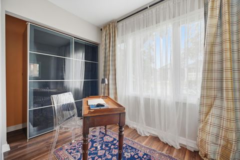 Photo 3 at 53 Bowie Avenue, Belgravia, Toronto