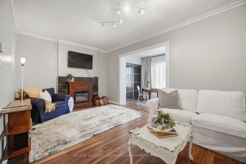 Photo 5 at 53 Bowie Avenue, Belgravia, Toronto