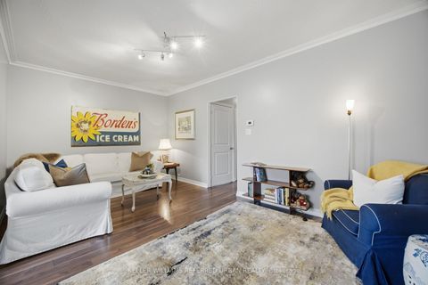 Photo 8 at 53 Bowie Avenue, Belgravia, Toronto