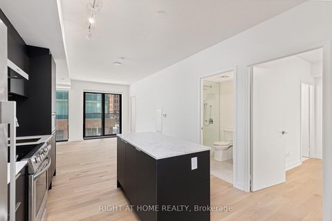 Photo 1 at 315 - 25 richmond Street E, Yonge Corridor, Toronto