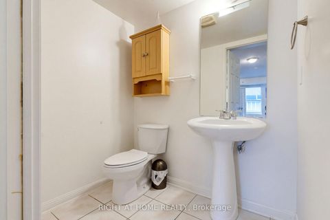 Photo 11 at 2095 - 55 George Appleton Way, CFB, Toronto