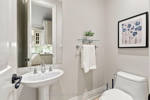 Photo 13 at 3004 Bayview Avenue, Willowdale East, Toronto