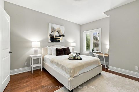 Photo 28 at 3004 Bayview Avenue, Willowdale East, Toronto