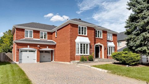 Photo 1 at 22 Ardwold Gate, Bayview Hill, Richmond Hill