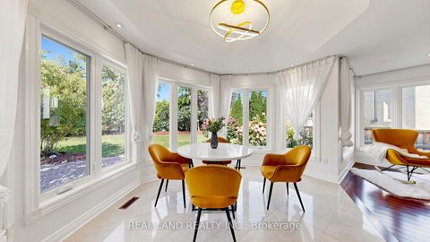 Photo 16 at 22 Ardwold Gate, Bayview Hill, Richmond Hill