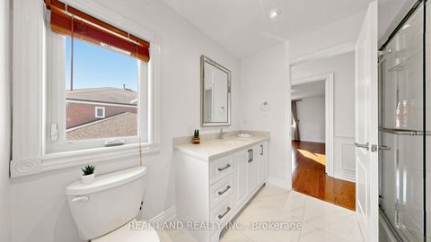 Photo 25 at 22 Ardwold Gate, Bayview Hill, Richmond Hill