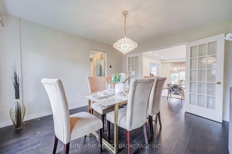 Photo 7 at 23 Parsborough Court, Rouge E11, Toronto
