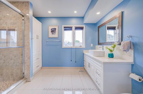 Photo 22 at 23 Parsborough Court, Rouge E11, Toronto