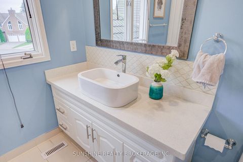 Photo 23 at 23 Parsborough Court, Rouge E11, Toronto