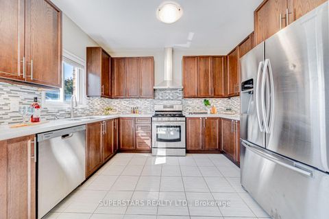 Photo 6 at 46 Majesty Boulevard, Shore, Barrie