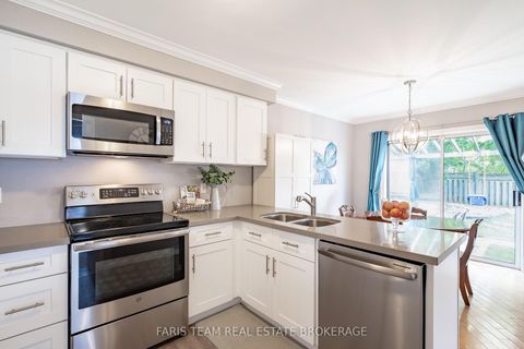 Photo 5 at 36 Red Oak Drive, Holly, Barrie