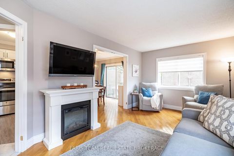 Photo 9 at 36 Red Oak Drive, Holly, Barrie