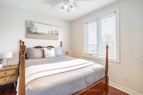 Photo 13 at 36 Red Oak Drive, Holly, Barrie