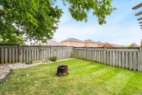 Photo 21 at 36 Red Oak Drive, Holly, Barrie
