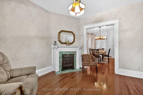 Photo 7 at 431 Lansdowne Avenue, Dufferin Grove, Toronto