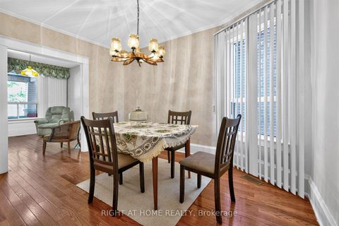 Photo 8 at 431 Lansdowne Avenue, Dufferin Grove, Toronto