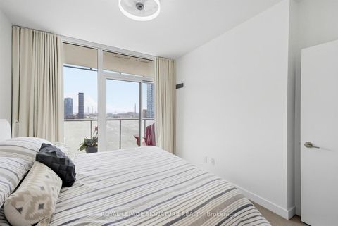 Photo 23 at 1611 - 1 Market Street, Waterfront Communities C8, Toronto