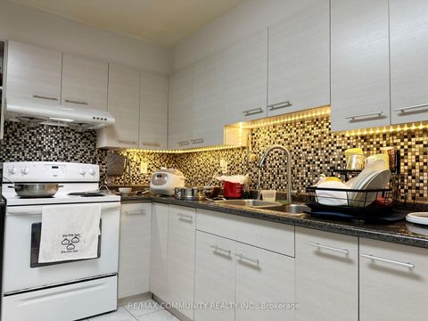 Photo 9 at 1133 - 25 Bamburgh Circle, Steeles, Toronto