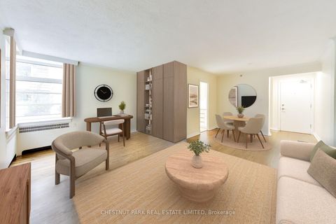 Photo 4 at 103 - 717 Eglinton Avenue W, Forest Hill South, Toronto