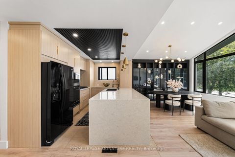 Photo 3 at 75 Rangoon Road, West Deane, Toronto
