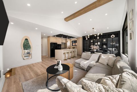 Photo 11 at 75 Rangoon Road, West Deane, Toronto