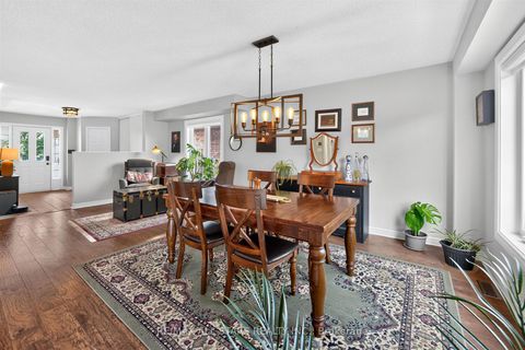 Photo 9 at 31 Country Lane, Painswick South, Barrie