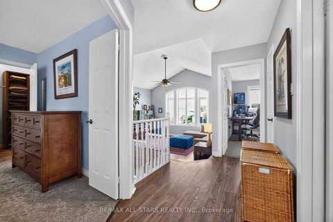 Photo 15 at 31 Country Lane, Painswick South, Barrie