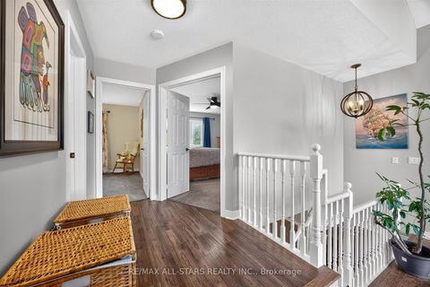 Photo 16 at 31 Country Lane, Painswick South, Barrie