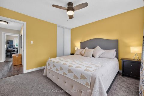 Photo 27 at 31 Country Lane, Painswick South, Barrie